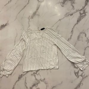 Long sleeve thin striped shirt